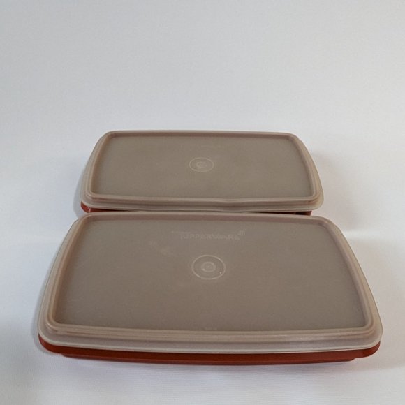 ✨ Set of 2 Vintage Tupperware Deli Keeper Containers with Lids - Paprika ✨ - Picture 4 of 8